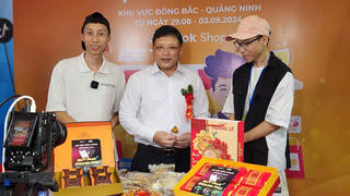 Quảng Ninh: Lãnh đạo tỉnh tham gia livestream bán hàng tại Hội chợ OCOP