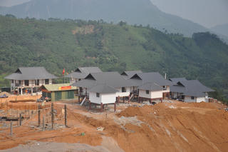 Gấp rút hoàn thiện khu tái định cư Làng Nủ