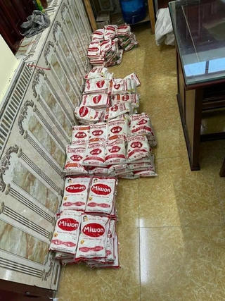 Nam Định: ‘Mặc áo’ Ajinomoto, Miwon cho mì chính Trung Quốc mang đi tiêu thụ