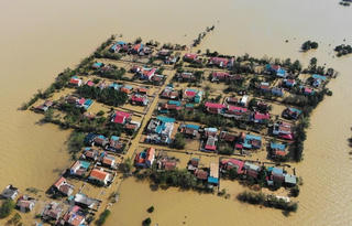 Phó Thủ tướng Trần Lưu Quang: Cần dành nhiều nguồn lực hơn cho công tác phòng chống thiên tai