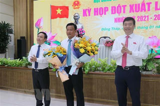 Thủ tướng bổ nhiệm nhân sự Bộ Quốc phòng, phê chuẩn một số cán bộ