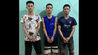 3 thanh niên xông vào nhà hành hung, cướp tài sản một người phụ nữ lúc rạng sáng