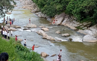 Đã tìm thấy thi thể người chồng bị lũ cuốn trôi ở Sapa