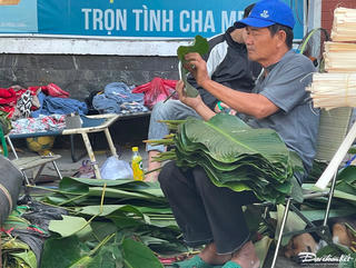 Kỳ lạ chợ phiên lá dong mỗi năm chỉ họp 1 lần ở TP HCM