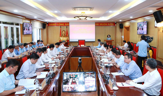 Ngăn chặn tham nhũng, tiêu cực trong công tác cán bộ
