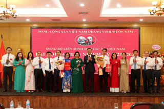 Liên minh Hợp tác xã Việt Nam- cầu nối, chỗ dựa vững chắc của cộng đồng hợp tác xã