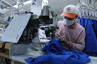Dệt may ứng phó với biến động thị trường