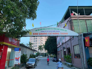 Hàng chục hộ dân bị cắt nước sinh hoạt vì không đóng tiền gửi xe