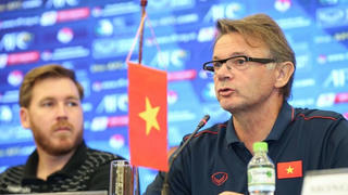 HLV Philippe Troussier nhiều khả năng dẫn dắt tuyển Việt Nam từ ngày 20/2