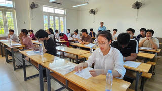 Đối sánh điểm thi giúp dạy - học sát chuẩn đầu ra