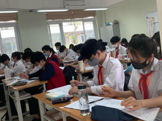 Mắc bệnh dạ dày do áp lực thi cử