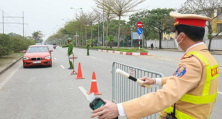 Đề xuất quy định mới về sử dụng kinh phí từ xử phạt giao thông và đấu giá biển số