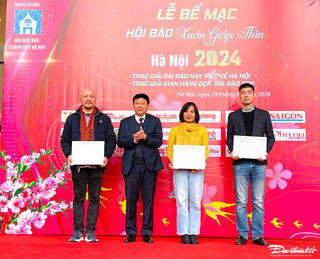Báo Đại Đoàn Kết giành giải B Trang bìa báo Tết tại Hội báo Xuân Giáp Thìn - Hà Nội 2024