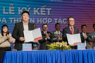 Trường Đại học Hà Nội ký kết thỏa thuận hợp tác cùng Công ty UpGrad
