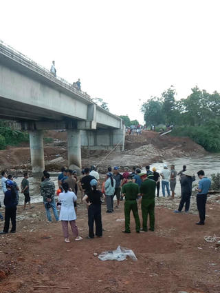 Quảng Ninh: 7 thanh thiếu niên đuối nước khi đi tắm suối