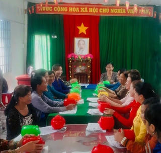 Hậu Giang: Khi Hội phụ nữ vận động người dân tham gia bảo hiểm xã hội, bảo hiểm y tế
