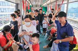 Cách nào để xe buýt, metro cạnh tranh được với phương tiện cá nhân?