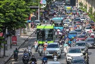 Hà Nội: Đề xuất tăng giá vé xe buýt từ ngày 1/1/2024