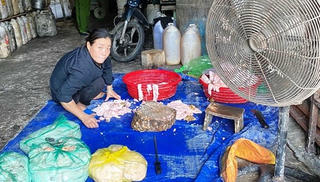 Đồng Nai: Phát hiện 1.300 lít mỡ heo không đảm bảo vệ sinh