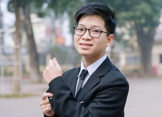 Nam sinh 'trường làng' đạt thủ khoa kép