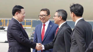 Chủ tịch Quốc hội Vương Đình Huệ thăm chính thức Indonesia