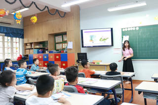 Các trường không được yêu cầu người học nộp sổ hộ khẩu giấy