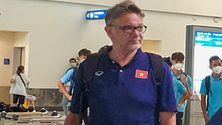 HLV Troussier: Chúng tôi áp lực khá lớn về mục tiêu huy chương Vàng