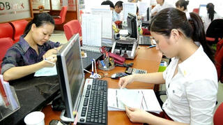 Bỏ hạn mức tín dụng để tăng sức cạnh tranh