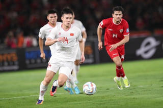 Gần cạn niềm tin