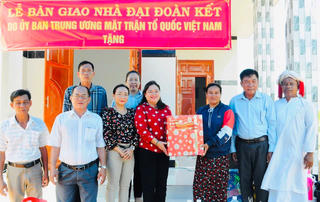 Bình Thuận: Trao 4 căn nhà ‘Đại đoàn kết’ cho các hộ nghèo năm 2023