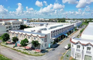 Địa ốc Hoàng Quân muốn 'rót' 650 tỷ mua cổ phần chủ dự án Golden City