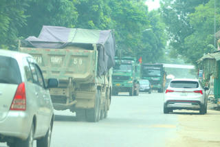 Sống trong... bụi mù