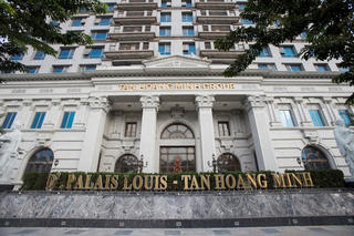 Tân Hoàng Minh rao bán 5 dự án để trả nợ