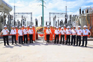 EVNNPC: Gắn biển công trình TBA 110kV Yên Lạc, Vĩnh Phúc chào mừng 55 năm thành lập Tổng công ty Điện lực miền Bắc (06/10/1969 -06/10/2024)