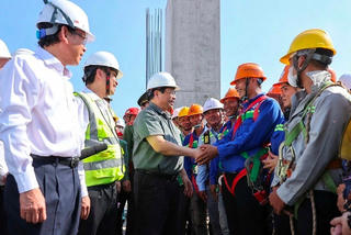 Đẩy mạnh dự án ga T3 sân bay Tân Sơn Nhất để kịp kỷ niệm 50 năm thống nhất đất nước