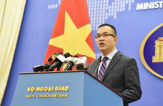 Việt Nam luôn theo dõi sát mọi diễn biến trên Biển Đông
