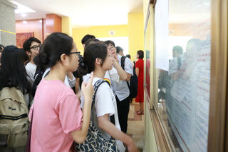 Thi học sinh giỏi quốc gia: Liên tục vướng lùm xùm