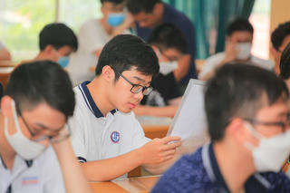 Bộ GDĐT lùi lịch nộp lệ phí đăng ký xét tuyển đại học