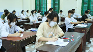 Kết thúc một kỳ thi 'dễ thở'