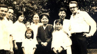 40 năm nhật ký Nguyên Hồng