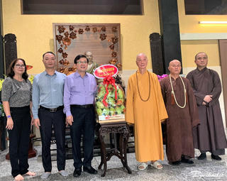 Phó Chủ tịch Nguyễn Hữu Dũng đến thăm, chúc Tết chức sắc, nhân sĩ, trí thức tại TP HCM