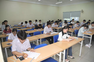 Thí sinh ở TP Hồ Chí Minh tự tin bước vào môn thi Ngữ văn