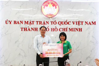 TP Hồ Chí Minh: Tiếp nhận 700 triệu đồng ủng hộ các gia đình nghèo dịp Tết Nguyên đán