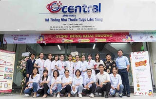 Đội ngũ dược sĩ được 'chọn mặt gửi vàng' làm nên uy tín và thành công cho Central Pharmacy