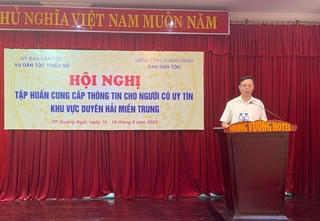 Phát huy vai trò người có uy tín trong công tác tuyên truyền, vận động nhân dân