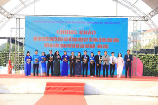 Chung khảo hội thi tuyên truyền viên giỏi về Quy tắc ứng xử nơi công cộng