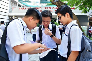 Không vào được THPT công lập, còn cơ hội nào cho thí sinh?