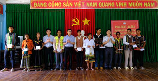 Lâm Đồng: Bản Buôn Go vui cùng Ngày hội Đại đoàn kết toàn dân tộc