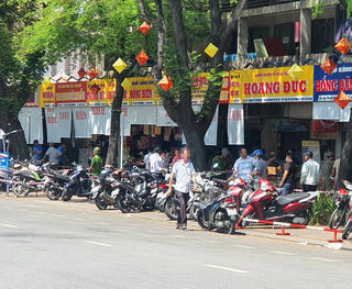 Lời khai 'bất ngờ' của đối tượng dùng súng AK cướp tiệm vàng tại chợ Đông Ba