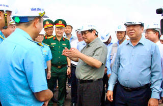 Thủ tướng kiểm tra tiến độ thi công sân bay quốc tế Long Thành